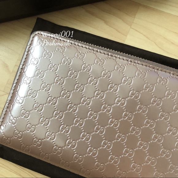 Gucci Zip Wallet EUC - Picture 6 of 8